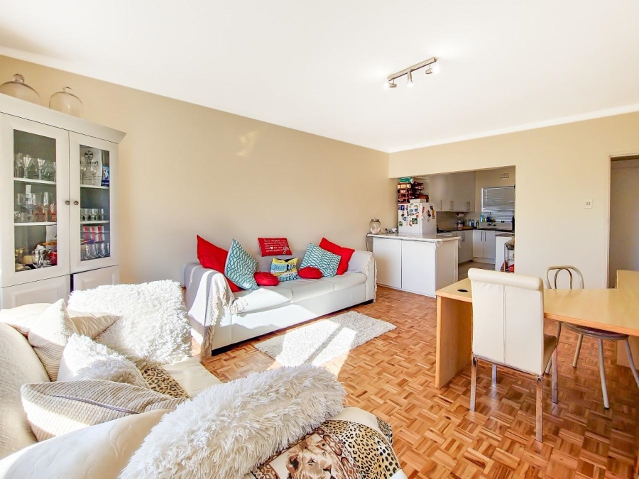 2 Bedroom Property for Sale in Bergvliet Western Cape